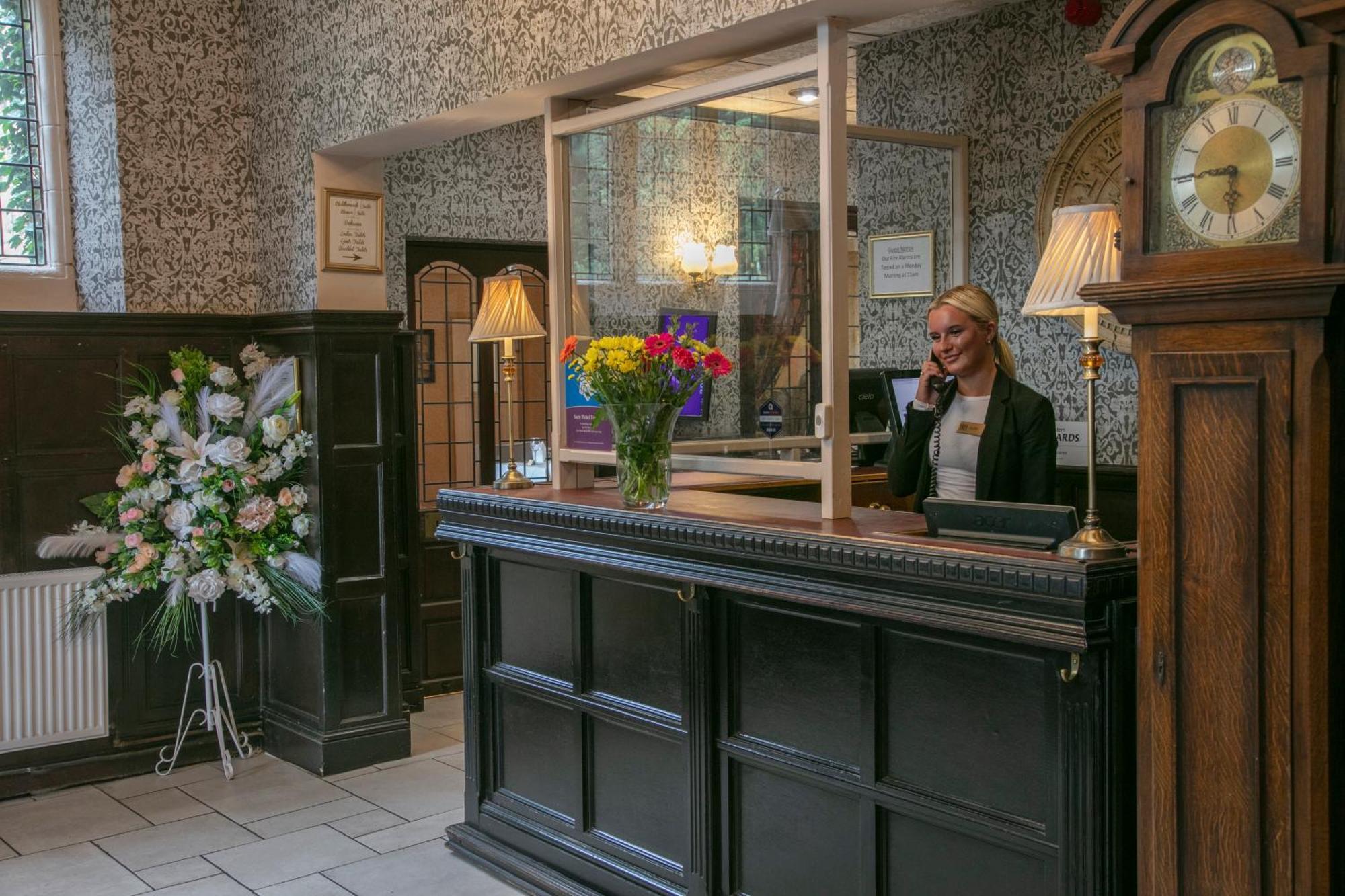 Weston Hall Hotel Sure Hotel Collection By Best Western Bulkington Buitenkant foto